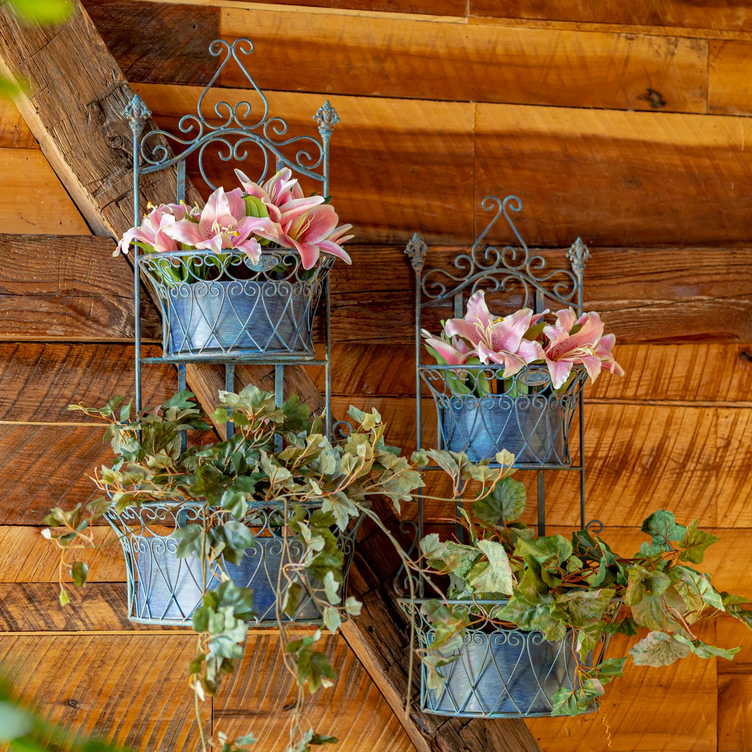 Set of 2 Dual Wall Hanging Planters with Removable Baskets in Conalt Blue "London 1820"