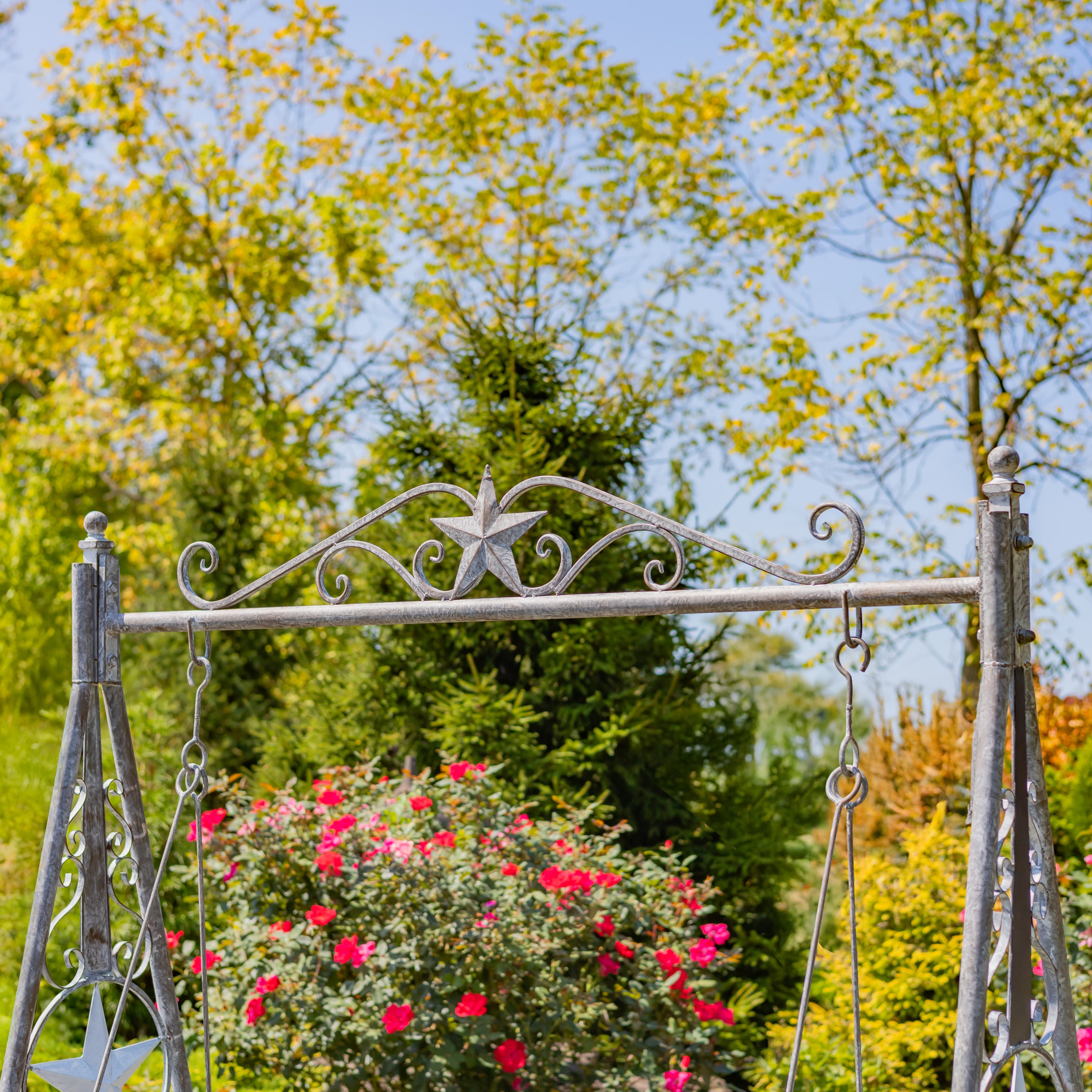 72.5" Tall American Flag Iron Swing Bench "Betsy" Item #: ZR200539