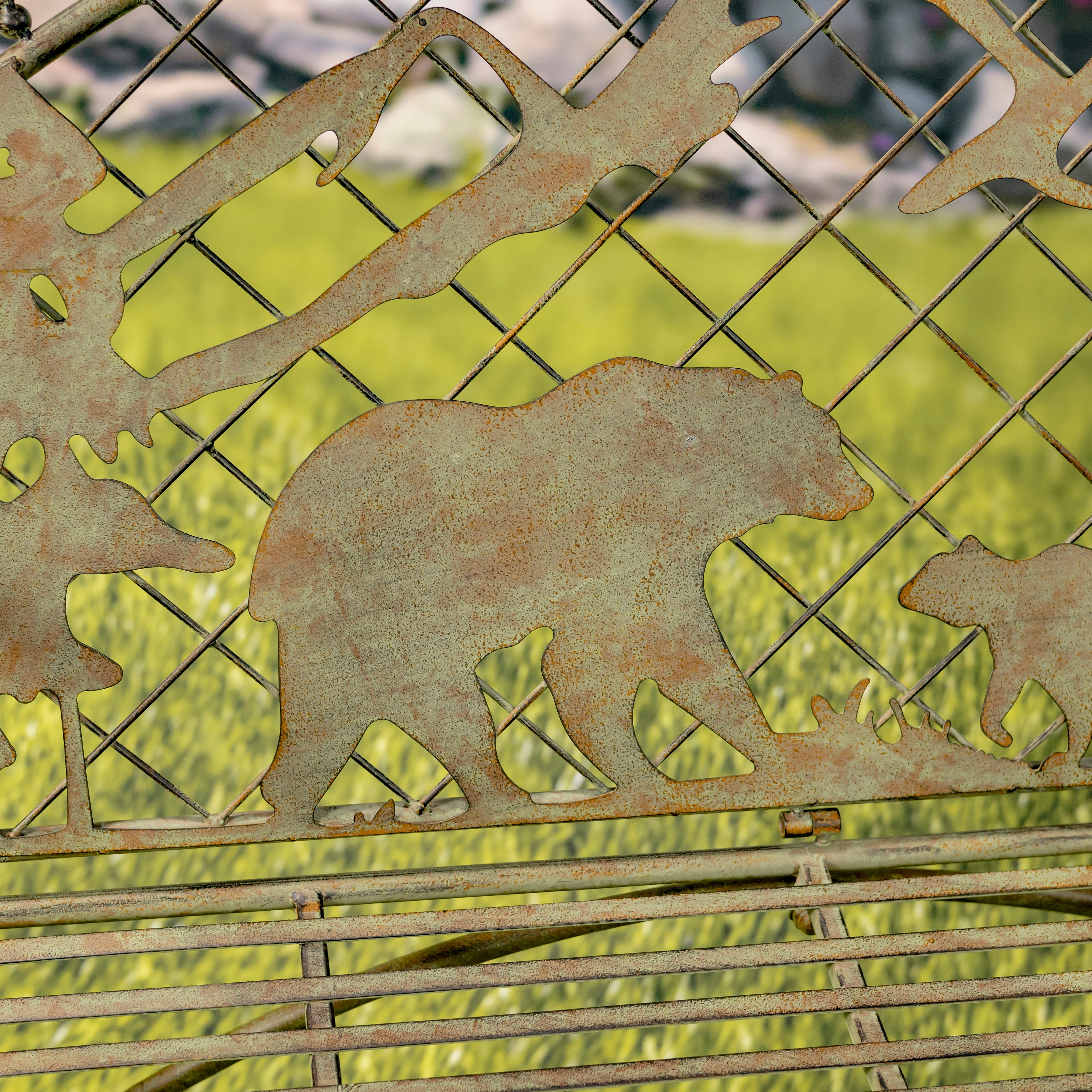 Round Top Bench with Grizzly Bear & Mountain Silhouette "Yellowstone" Item #: ZR220862-GR